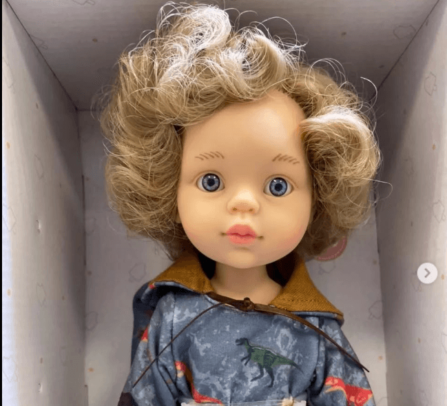 Кудрявый парень кукла 🍭Размер: 32 см 🍭Имеет легкий аромат ванили