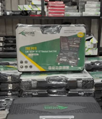 Набор инструментов Aeroforce 202 предметов