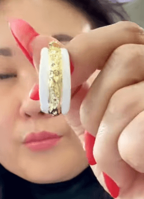 Белые эмалевые серьги