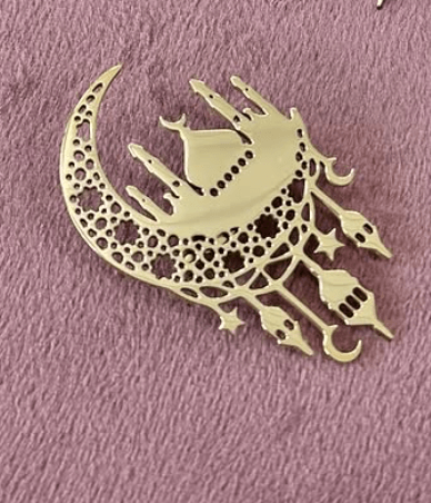 Брошь "Мечеть в ореоле луны" цвет золотистый