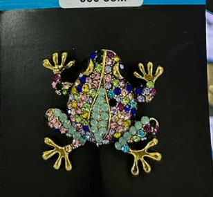 Брошь "Блестящая лягушка"