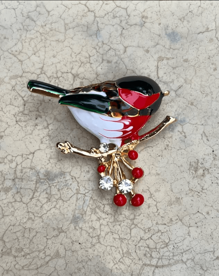 Брошка "Снегирь на ветке"