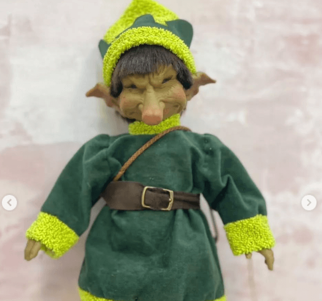 28 см Среди всех эльфов Келпи – пожалуй, единственный эльф, внешность которого никто не может описать.