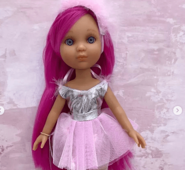 Шикарная куколка с легким ароматом ванили.🍦Размер: 35 см 🍦Имеет легкий аромат ванили