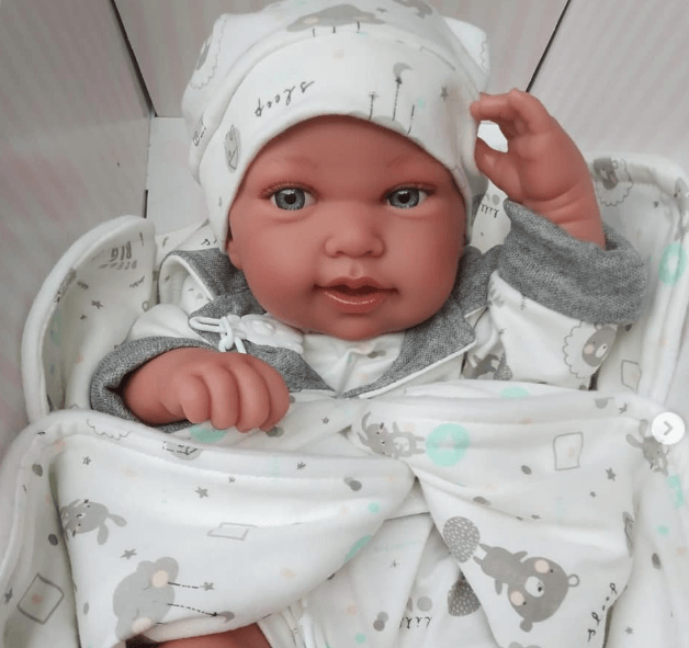 ✨Мягкий винил, покрытие Софт Тач придает характерную бархатистость, благодаря чему приятно прикасаться к младенцу.