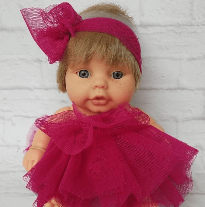 Милые пупсики🍬Размер: 21 см 🍬Имеют лёгкий аромат ванили. 🍬Выполнены из высококачественного винила.