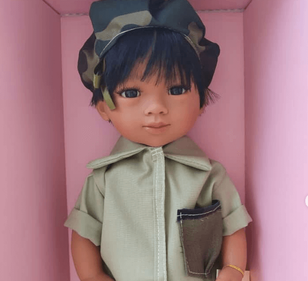 Милый мальчик👨.💙Размер: 34 см.💙Упакован в роскошную фирменную коробку.