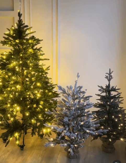 Елка класса люкс со встроенной гирляндой 90 см