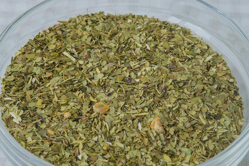 Мате лимон  - это этнический напиток Южной Америки с добавлением лимонной травы и цедры лимона.