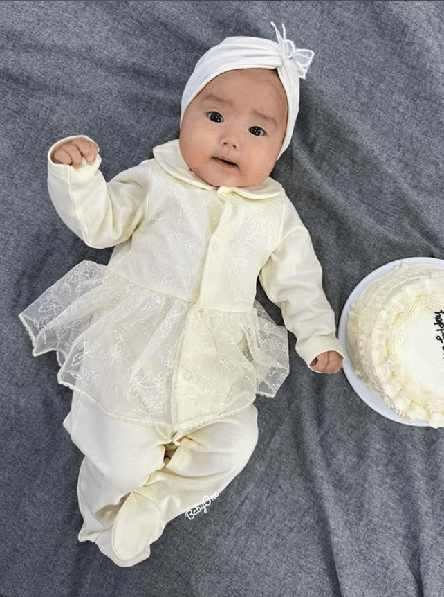 Слип для новорожденной девочки с юбочкой