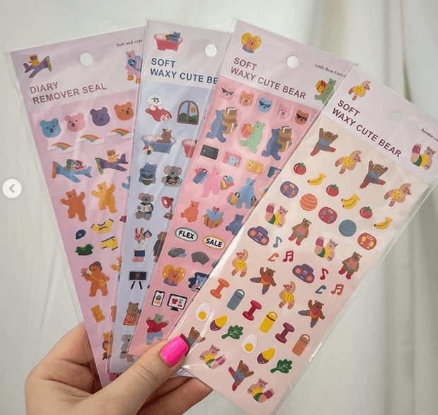 Яркие и увлекательные наклейки / Эстетичные и милые наклейкит