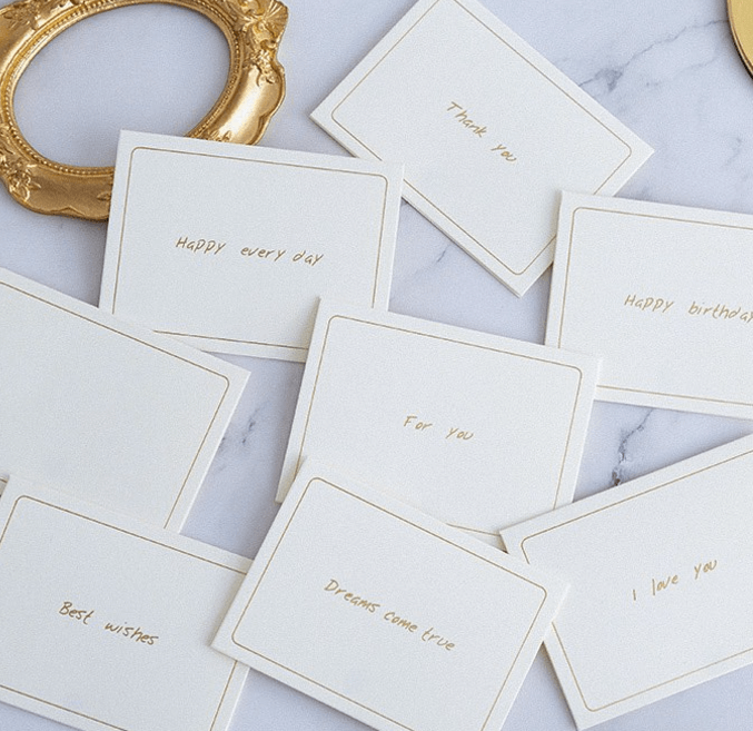 Класические открытки для любого праздника