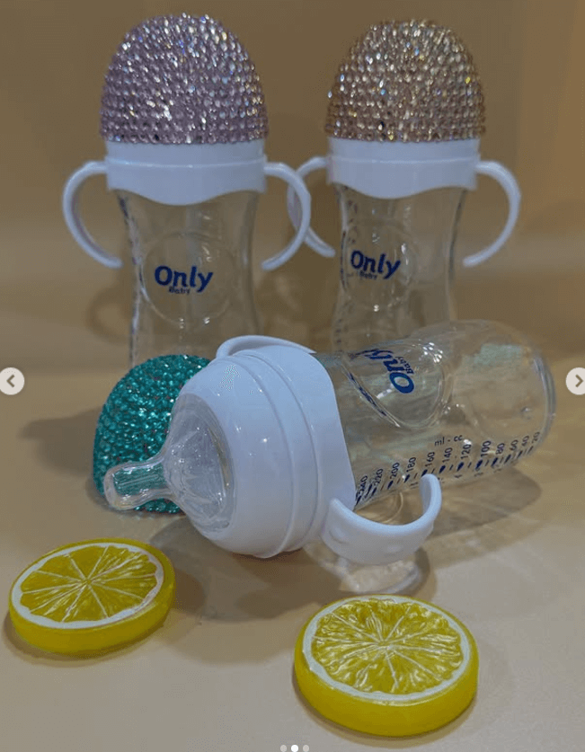 Детская бутылочка Only 240 мл для малышей до трёх лет стеклянная