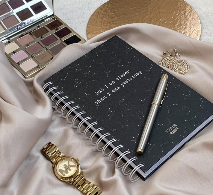 Планеры в мягком переплете / обложка