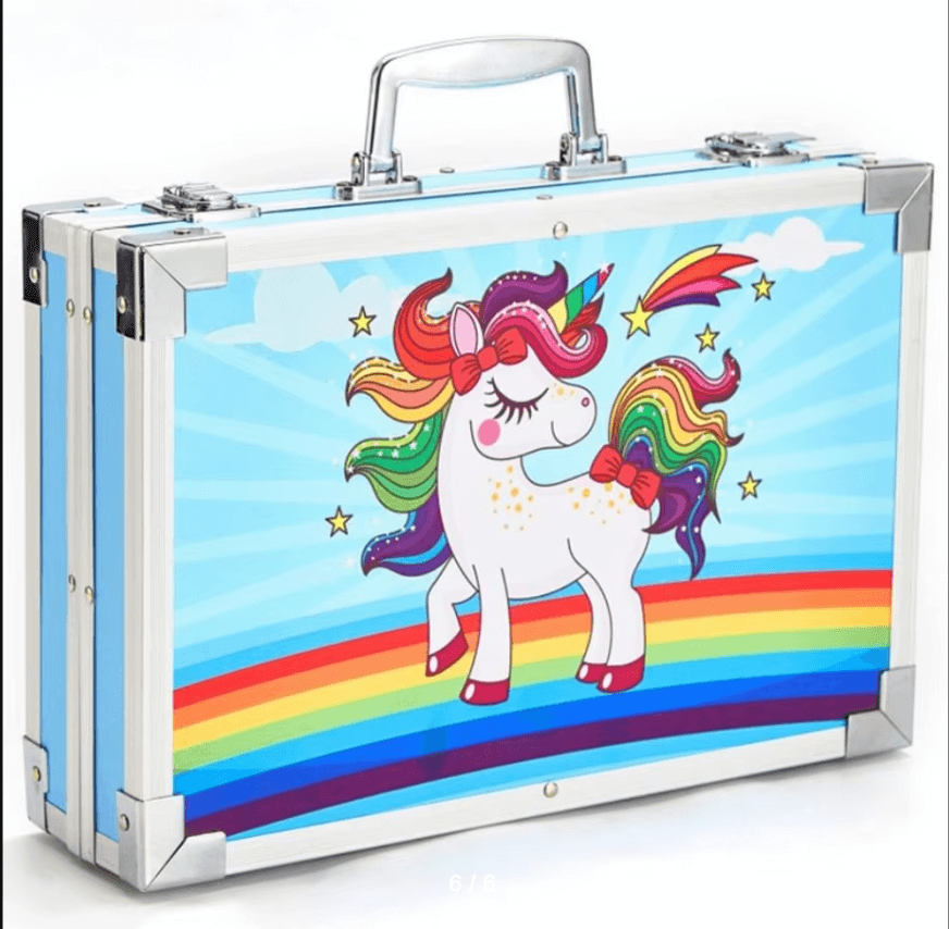 Распаковка чемоданчика художника — идеальный набор для маленьких творцов!