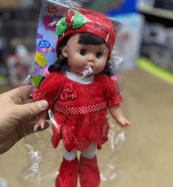 Девочка клюбника / Игрушка для детей