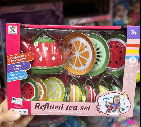 Металлический детский чайный сервиз с фруктовыми узорами