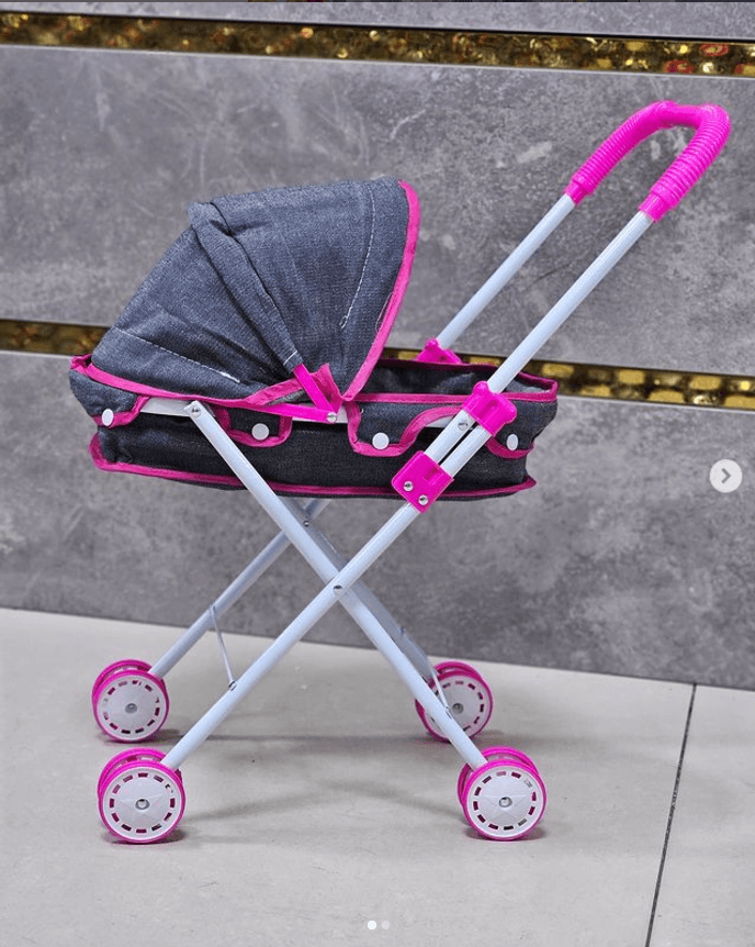 Игрушечная колясочка для кукол