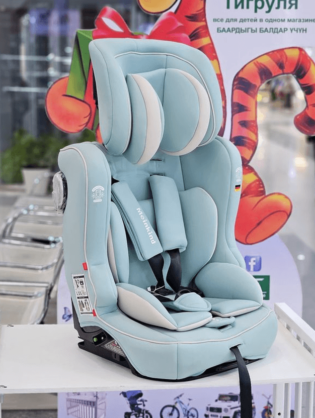 Автокресло-бустер Meinkind NovaFix Isofix