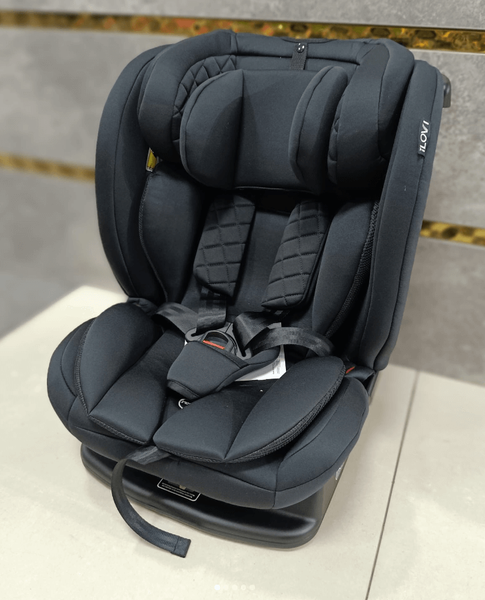 Автокресло iLovi Born Black до 12 лет