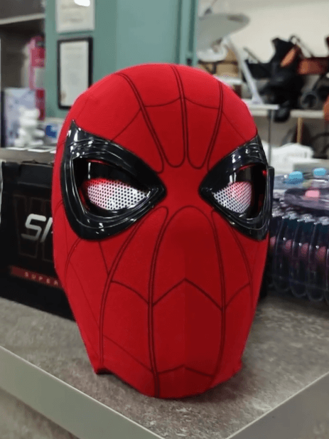 Маска человека-паука интерактивная детская