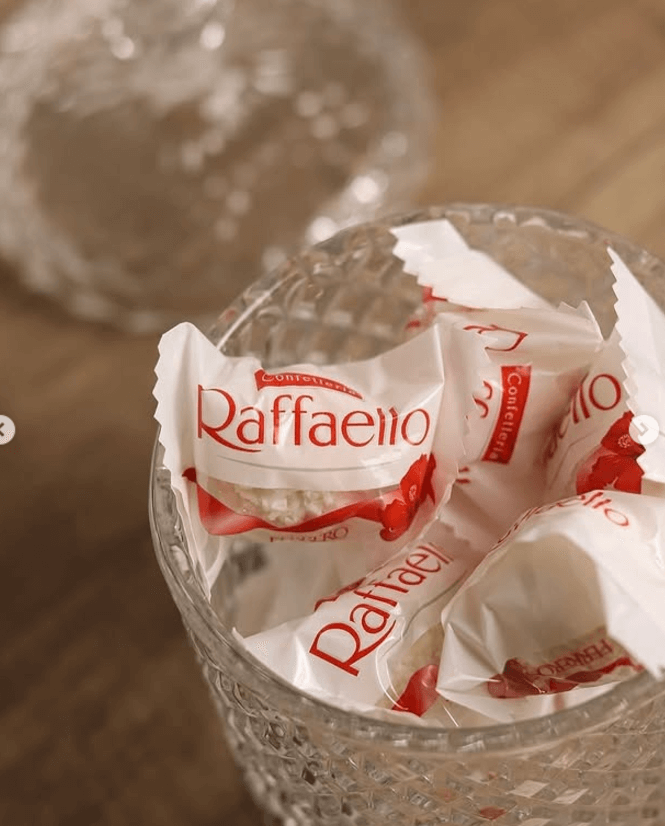 Конфетница из плотного стекла 280мл