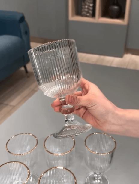 Рифленые фужеры с золотой каемкой 6 шт.