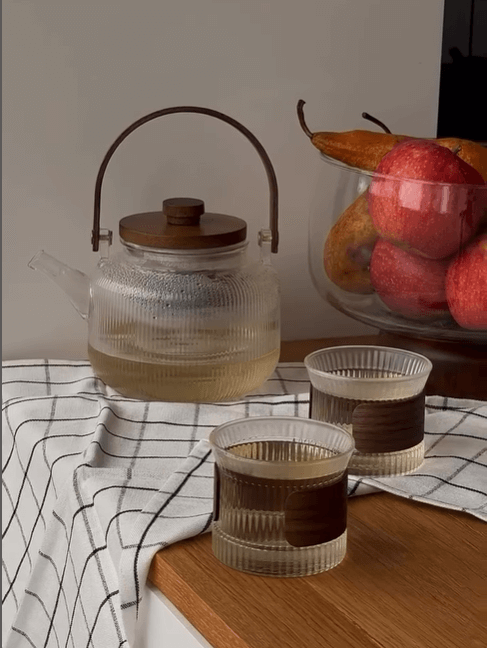 Чайный набор: чайник+6шт стаканчиков+подставка