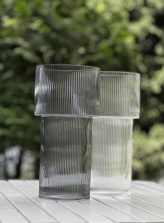 Ваза стеклянная рифленая