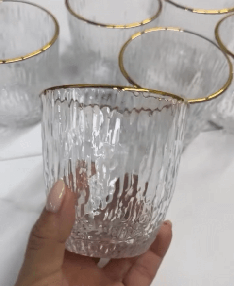 Стаканы с рельефом и золотой обводкой 6 шт