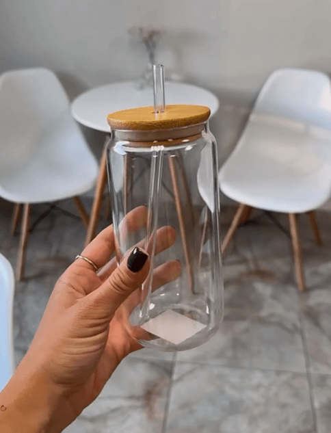 Стеклянная баночка для напитков