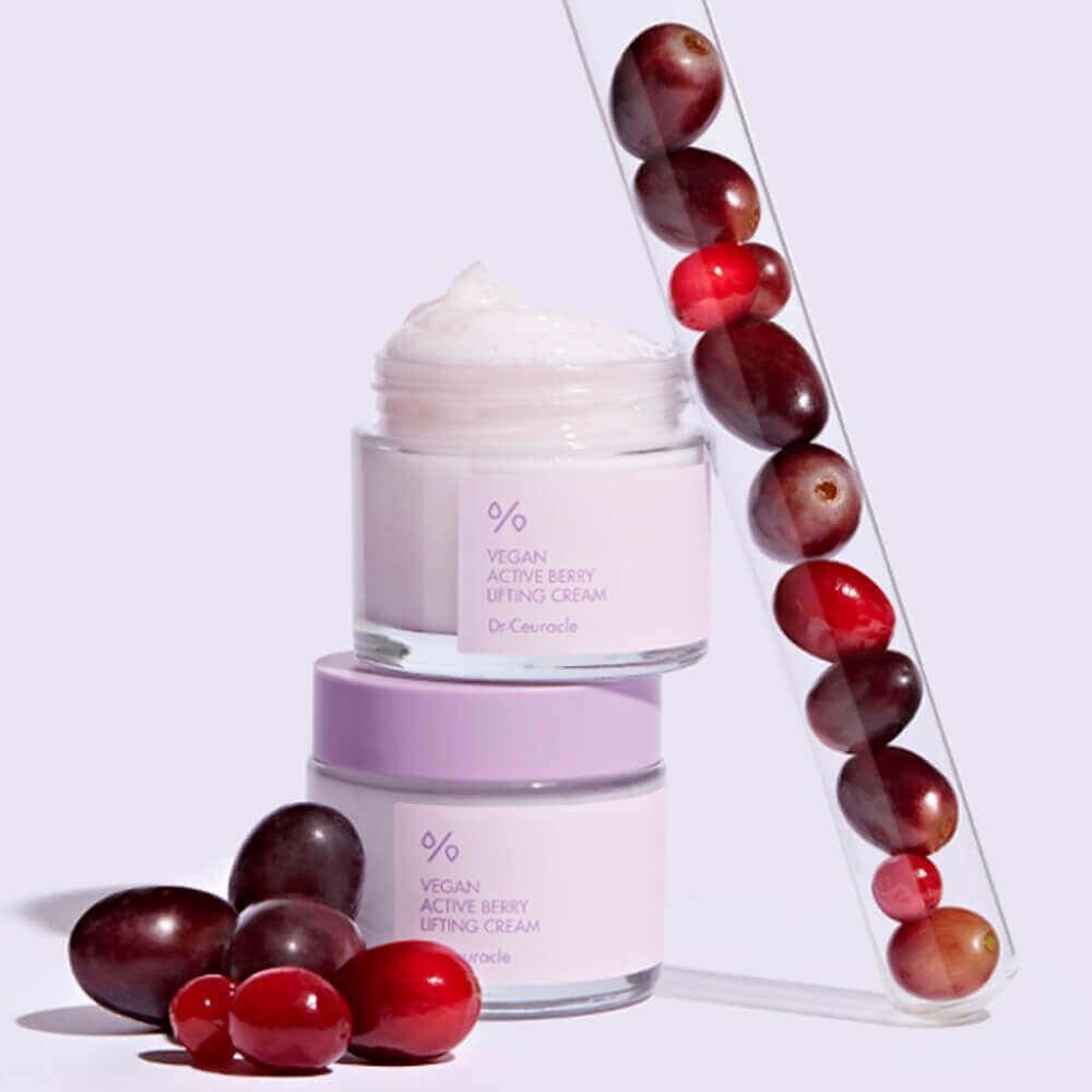 Веганский лифтинг-крем с ягодами и ресвератролом Dr.Ceuracle Vegan Active Berry Lifting Cream 75 мл