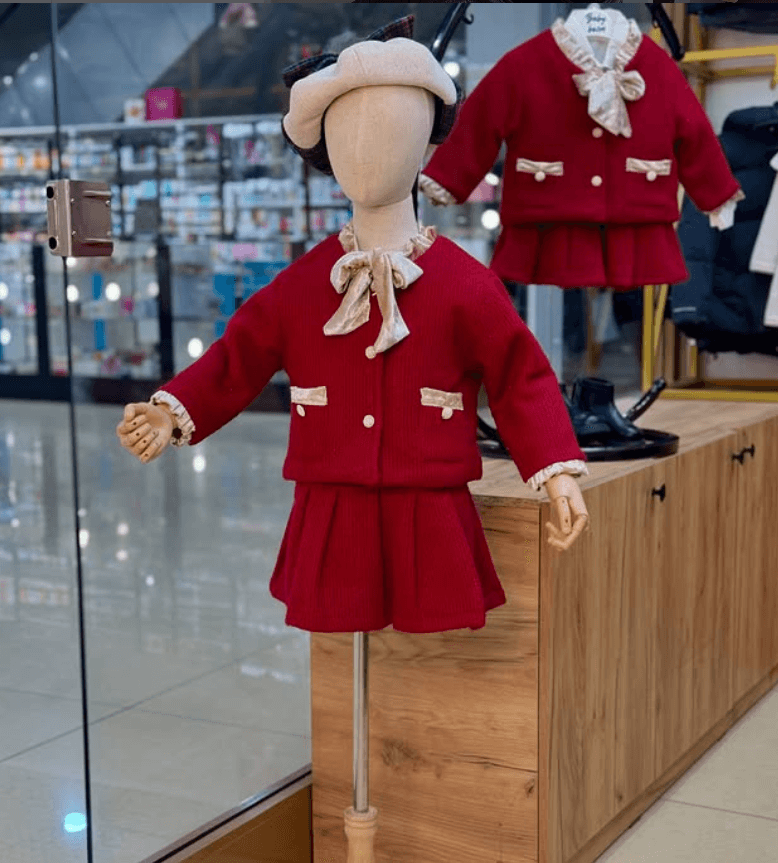 Двойка для девочки жакет с бантиков+юбка красная