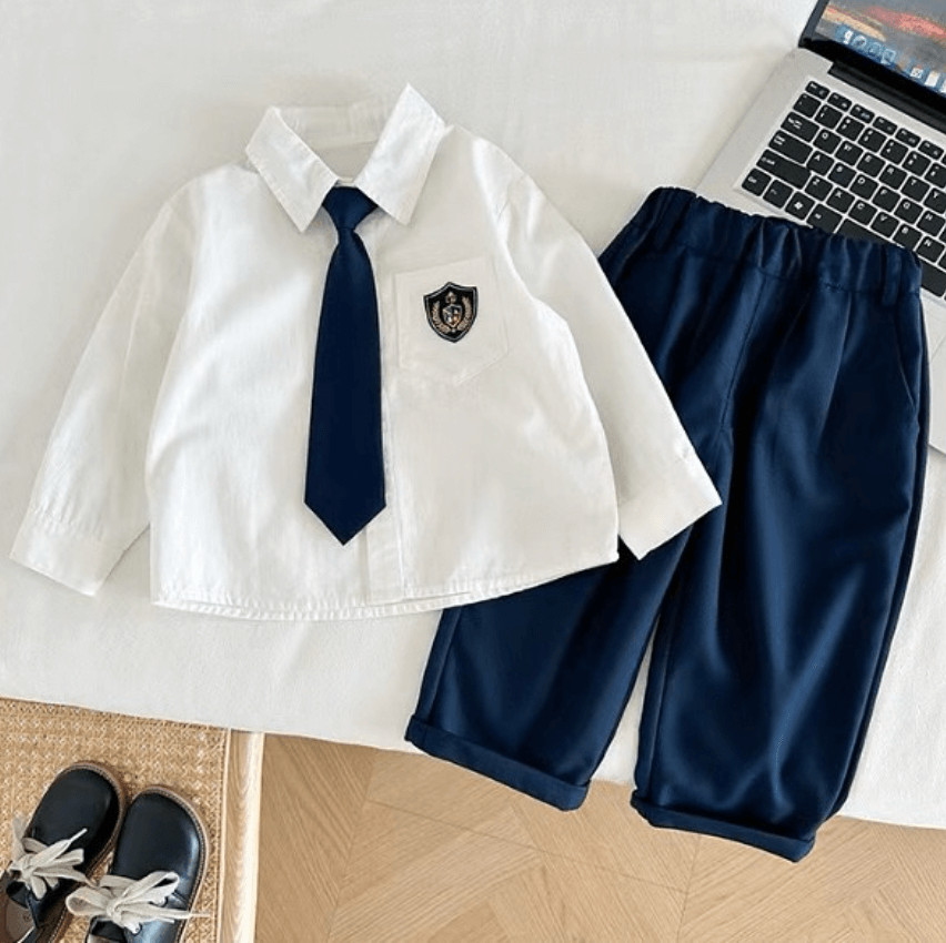 Двойка для мальчика рубашка+брюки и галстук