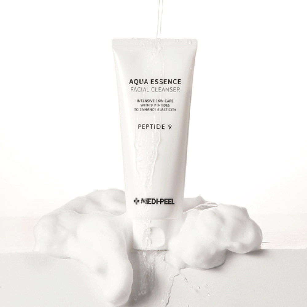 Увлажняющая пенка для умывания с пептидами Medi-Peel Peptide 9 Aqua Essence Facial Cleanser 150мл