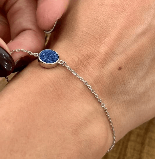 Браслет серебряный с синим кварцем / Серебро 925 пробы