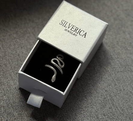 Кольцо из серебра Snake collection / Драгоценная анималистика / Серебро 925 пробы