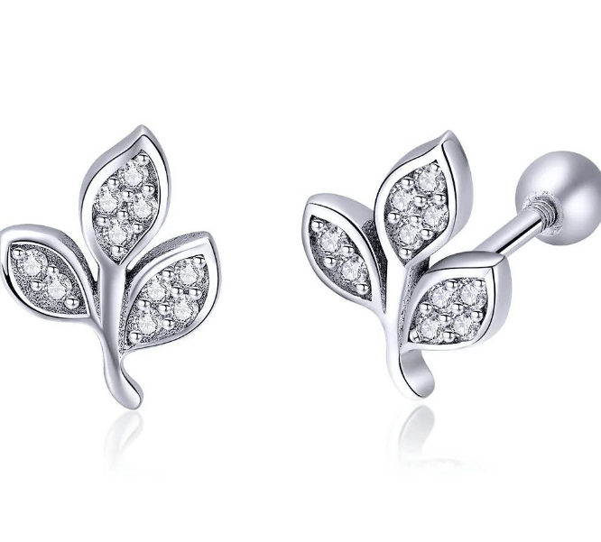Серьги гвоздики ювелирные украшения / Серебро 925 пробы / В виде листьев