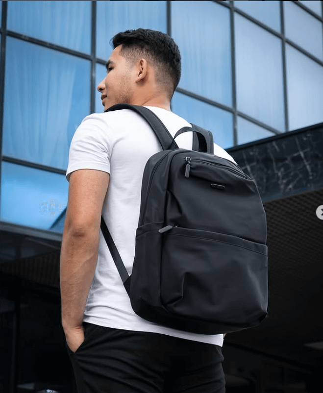 Рюкзак из водонепроницаемого полиэстера цвет черный