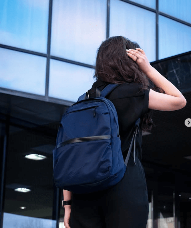 Рюкзак из качественного  нейлона цвет синий