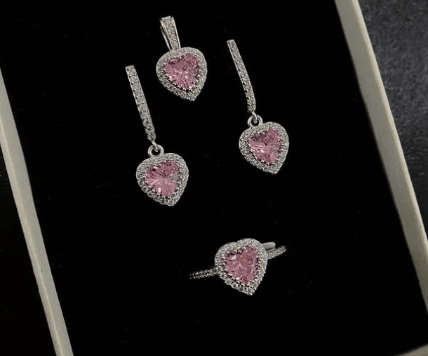 Подарочный набор розовое сердце