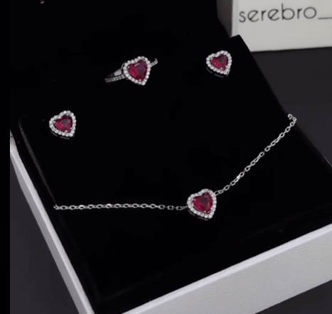 Шикарный набор  красное сердце / Серебро 925,цирконы