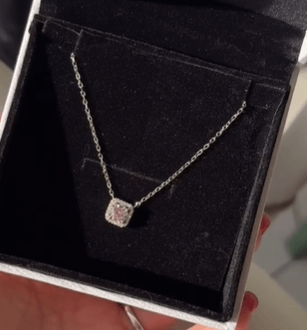 Колье с особой огранкой квадрат / Серебро 925,цирконы