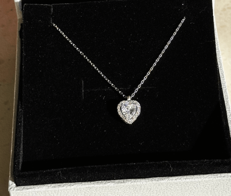 Безумно красивое и нежное колье