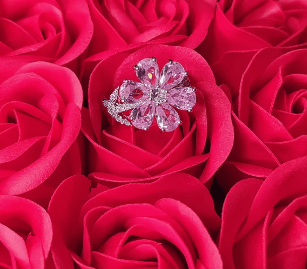 Серебряное кольцо Sanya Jewelry Love Flower / Серебро 925 пробы,цирконы