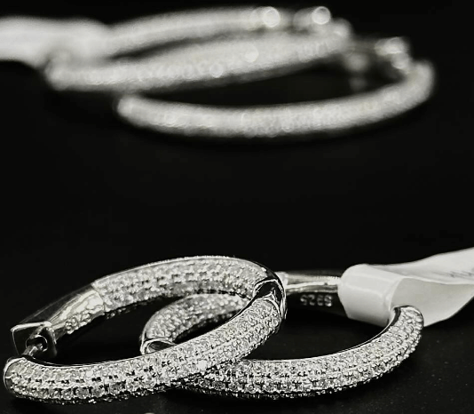 Яркие серьги-кольца с камнями / Роскошные,красивые серьги