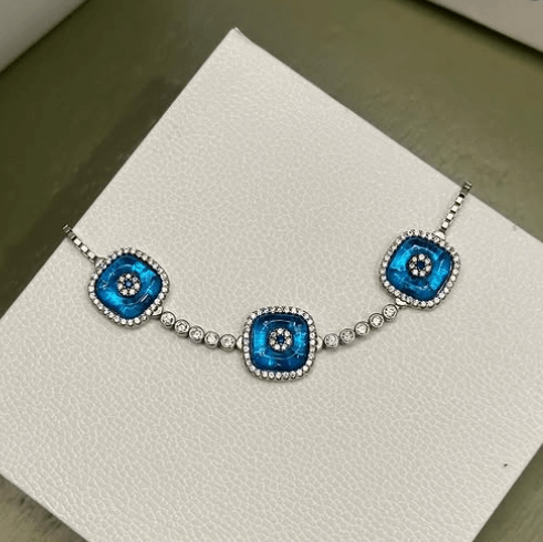 Браслет три синие стекляные квадраты бусинки / Серебро 925 пробы,цирконы