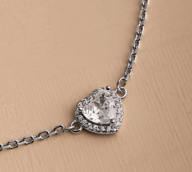 Браслет на руку серебро 925 на запястье Сердце / Всё серебро 925 пробы, цирконы