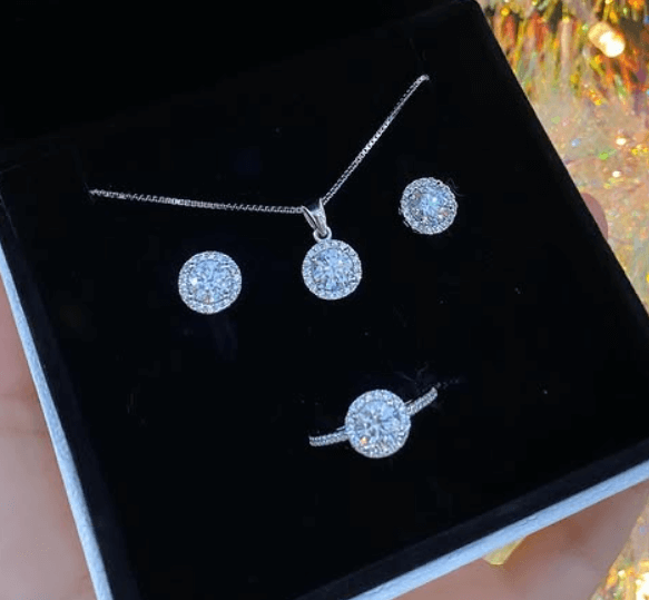 Комплект ожерелий «Круг искр» Серебро 925 пробы, цирконы