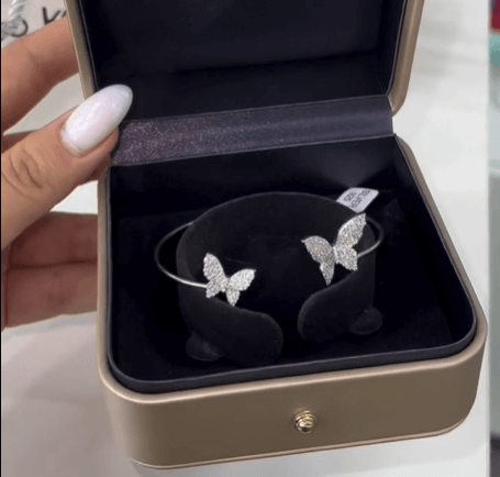 Браслет Очень нежный браслет с бабочками / Серебро 925 пробы, цирконы